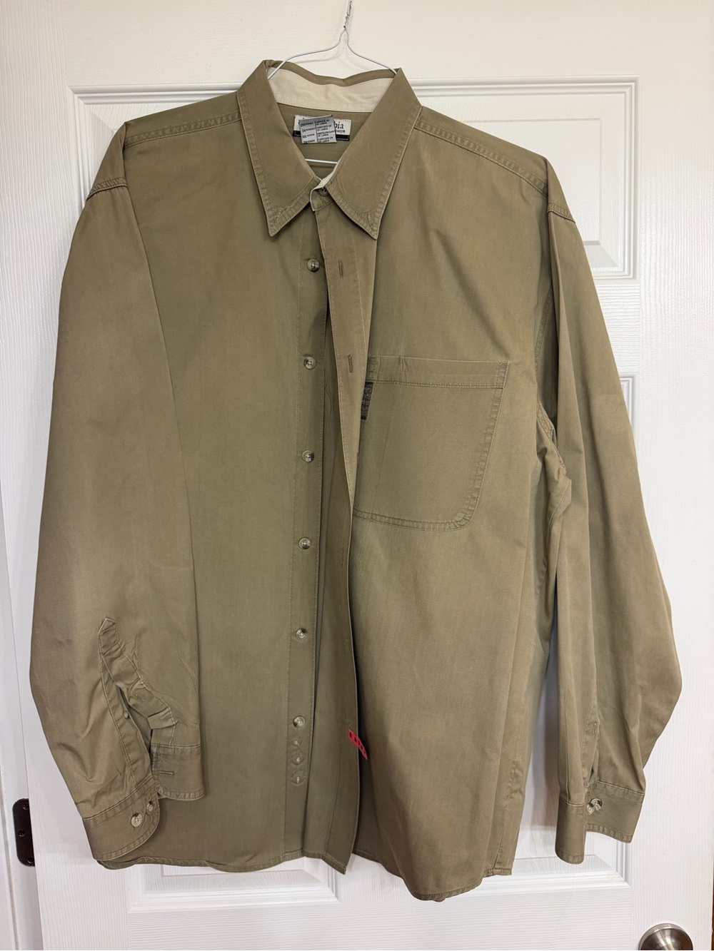 Columbia Men's Olive Green Button-Up Shirt
